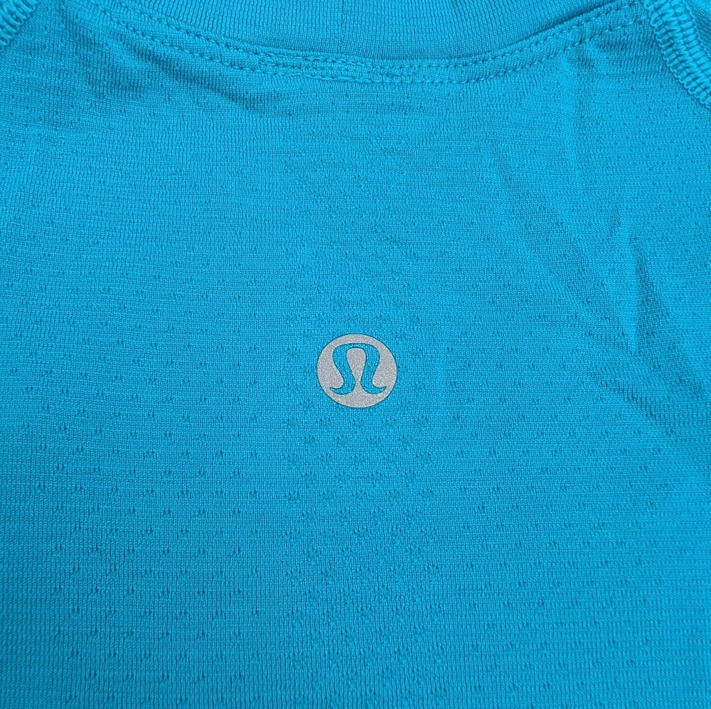 Lululemon Swiftly Tech Long Sleeved 2.0, Turquoise Tide, Size 6 - Picture 4 of 6